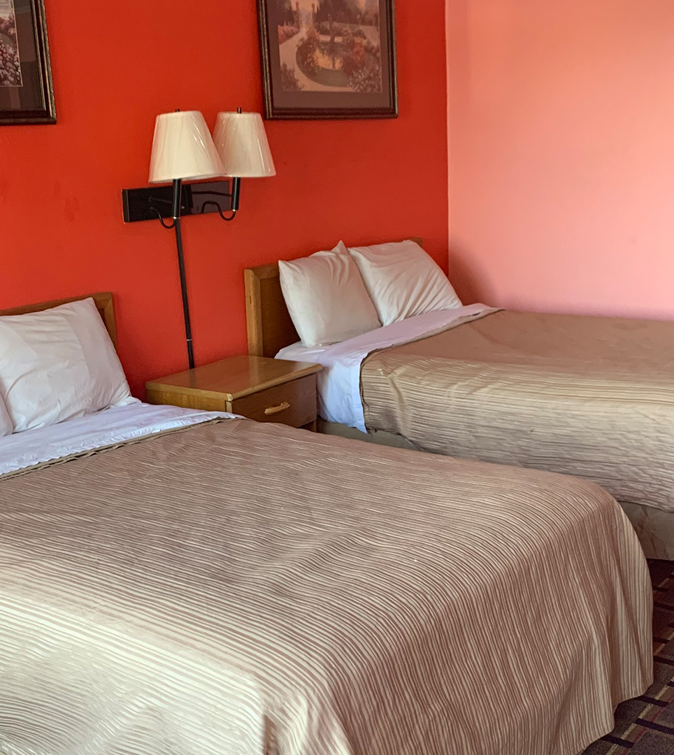 REST WELL IN SPACIOUS ACCOMMODATIONS AT OUR JOHNSON CITY HOTEL 