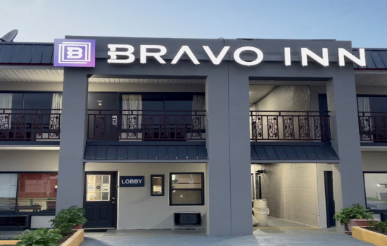 Bravo Inn - Exterior