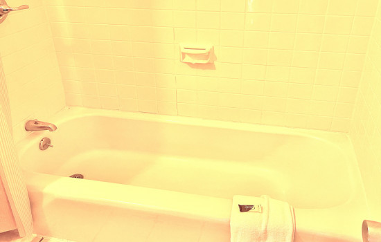 Bravo Inn - Bathroom